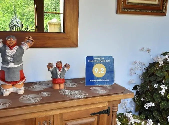 Maria Jesus Santillana del Mar