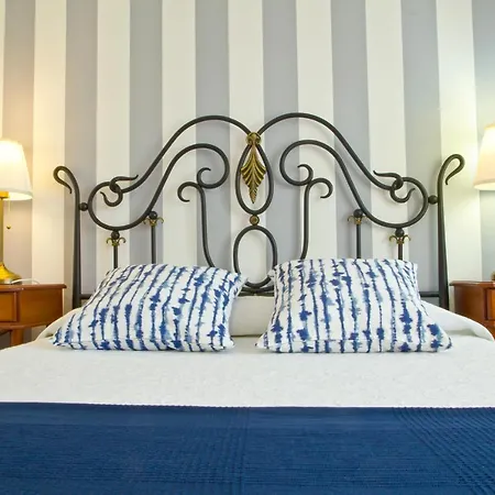 Maria Jesus Πανσιόν